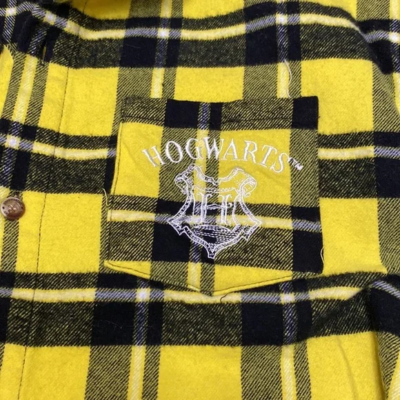 Cakeworthy Harry Potter Hufflepuff Embroidered Flannel Shirt - Picture 6 of 10